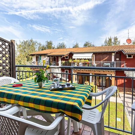 Residence La Corte Near Gardaland Castelnuovo del Garda Εξωτερικό φωτογραφία