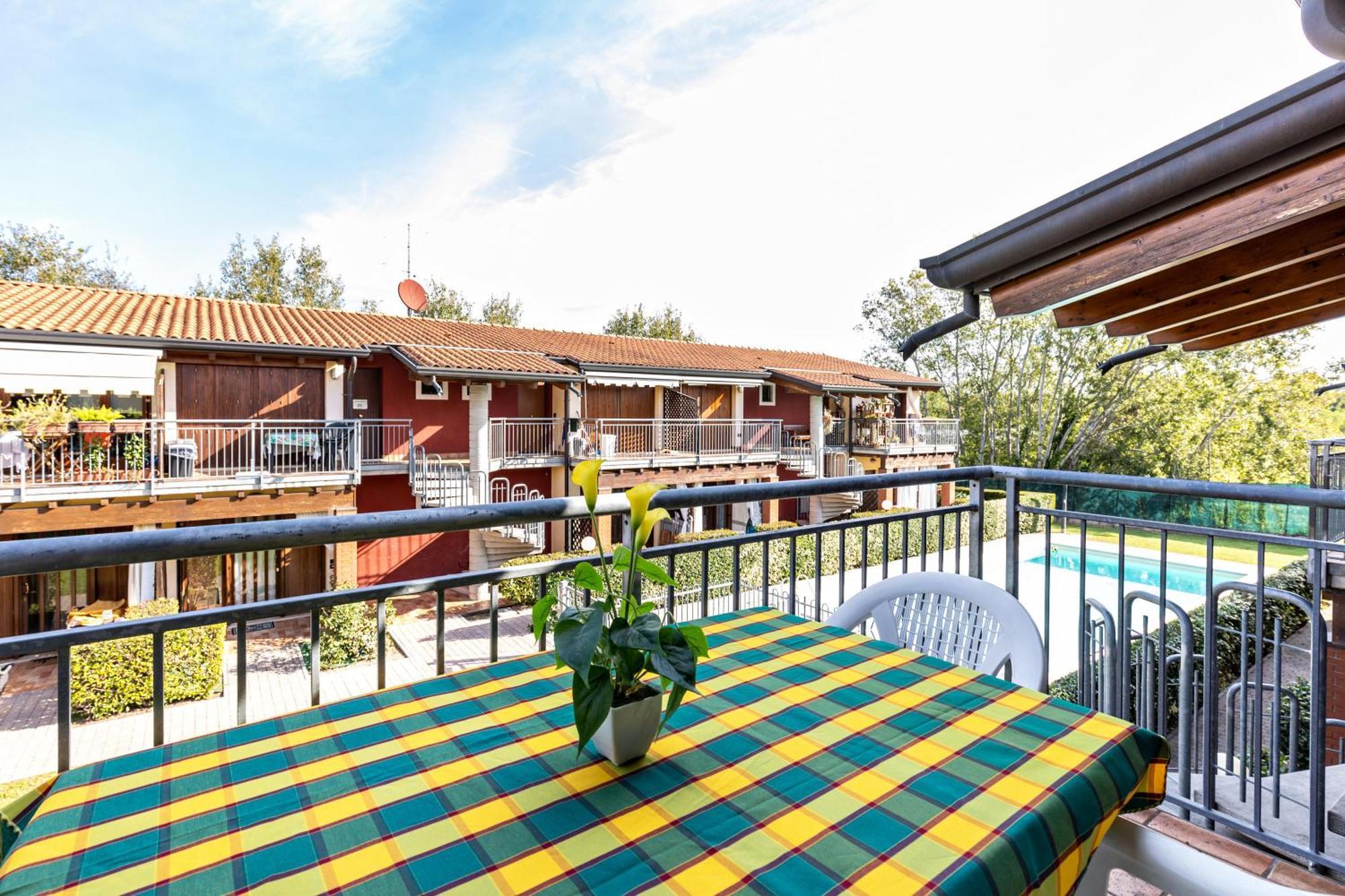 Residence La Corte Near Gardaland Castelnuovo del Garda Εξωτερικό φωτογραφία